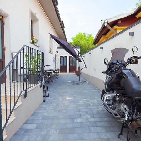 Apartamento Arini White House Sibiu Exterior foto