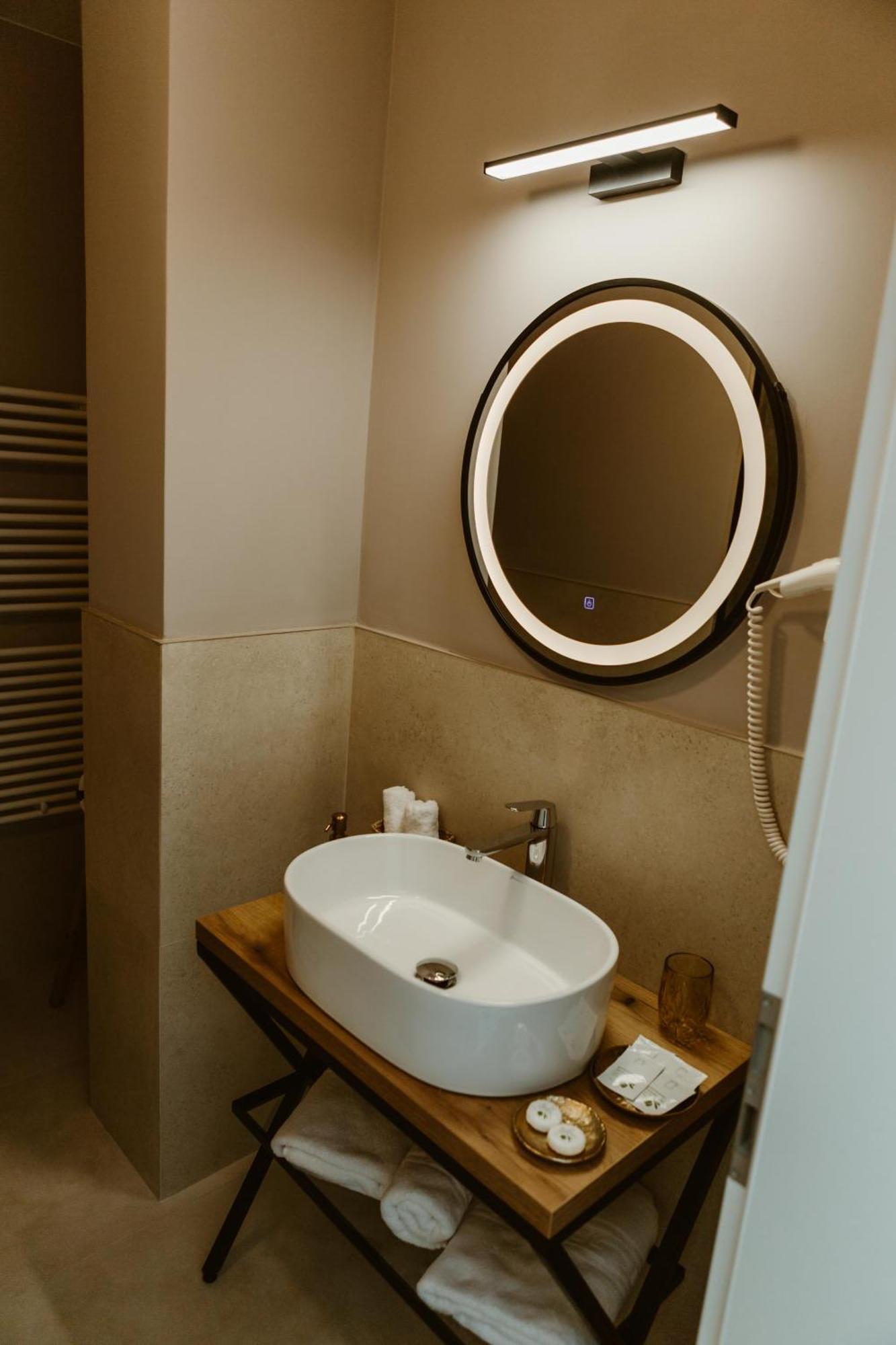 Apartamento Arini White House Sibiu Exterior foto